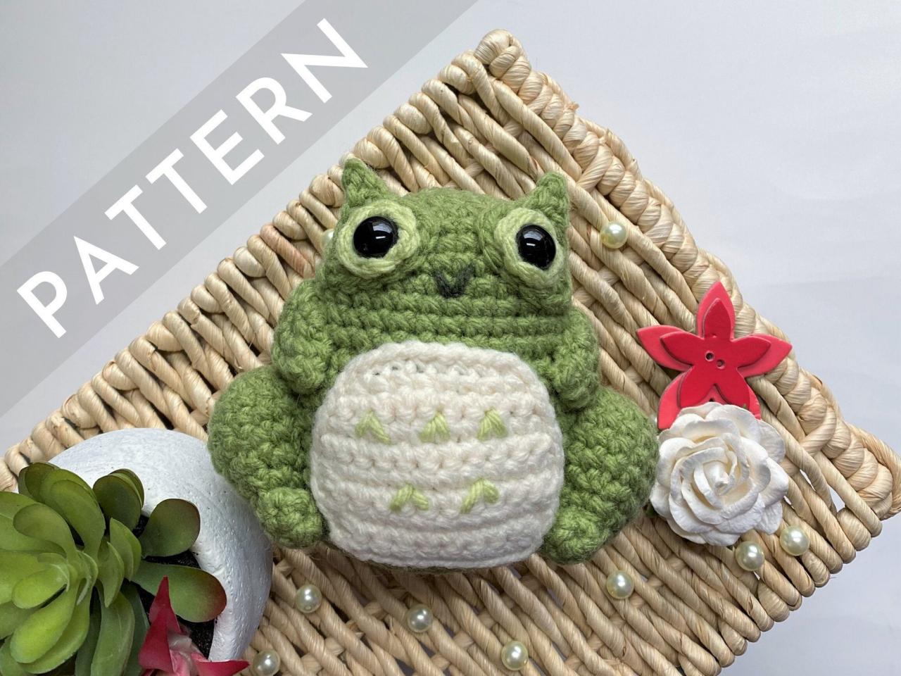 Hoobit The Owl Toad Pattern - Frog Crochet Pattern - Amigurumi Crochet Instructions
