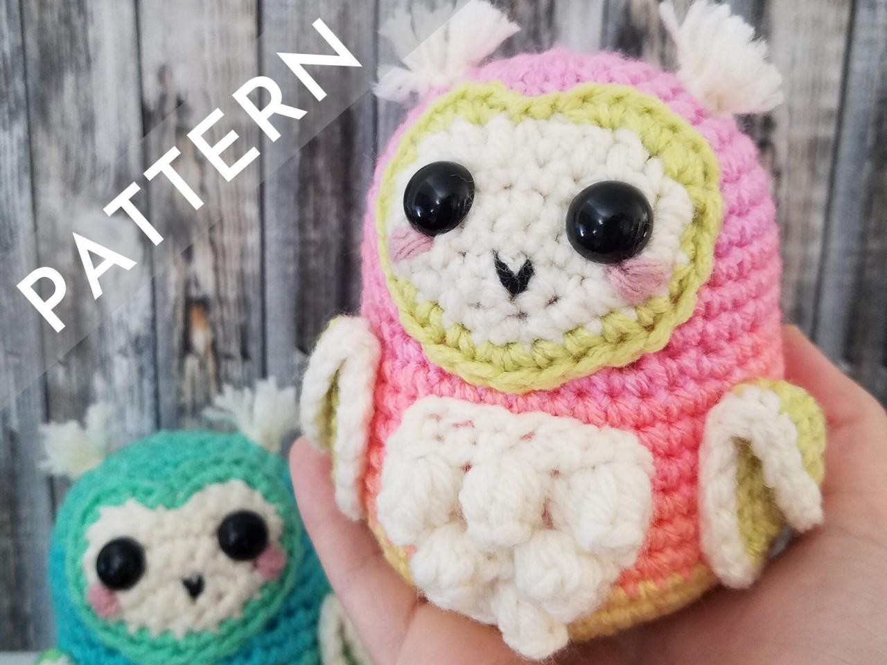 Loveby the Owl PATTERN - heart face owl amigurumi crochet pattern